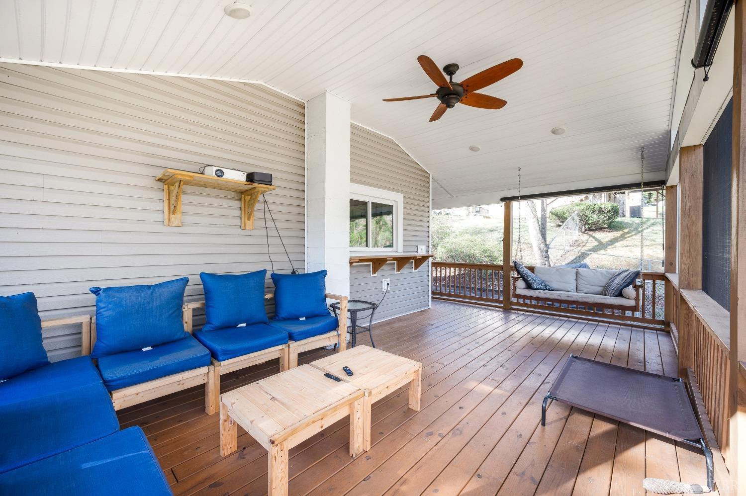 503 Sweeney Circle Forest, VA 24551 - Photo 27 of 50 a living room with furniture and a large window