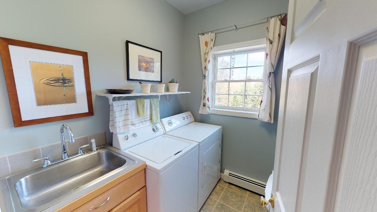 435 Penacook Road Hopkinton, NH 03229 - Photo 16 of 40