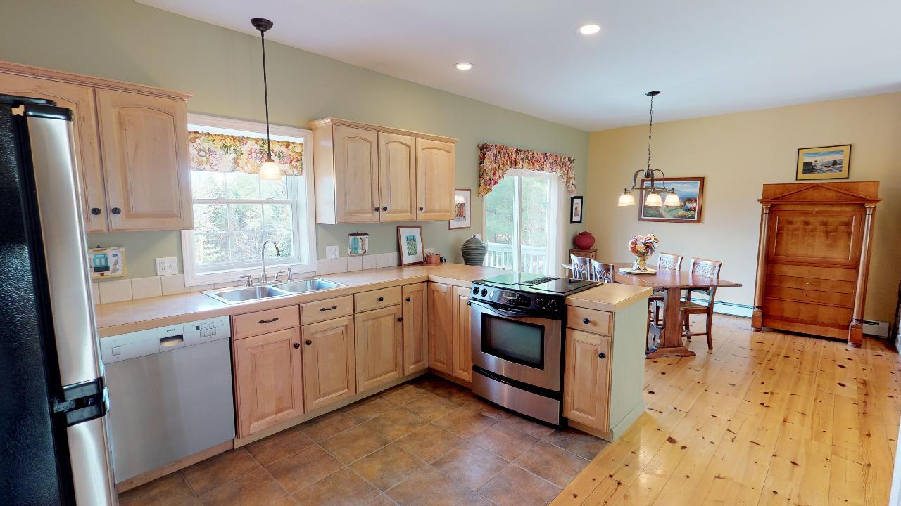 435 Penacook Road Hopkinton, NH 03229 - Photo 6 of 40