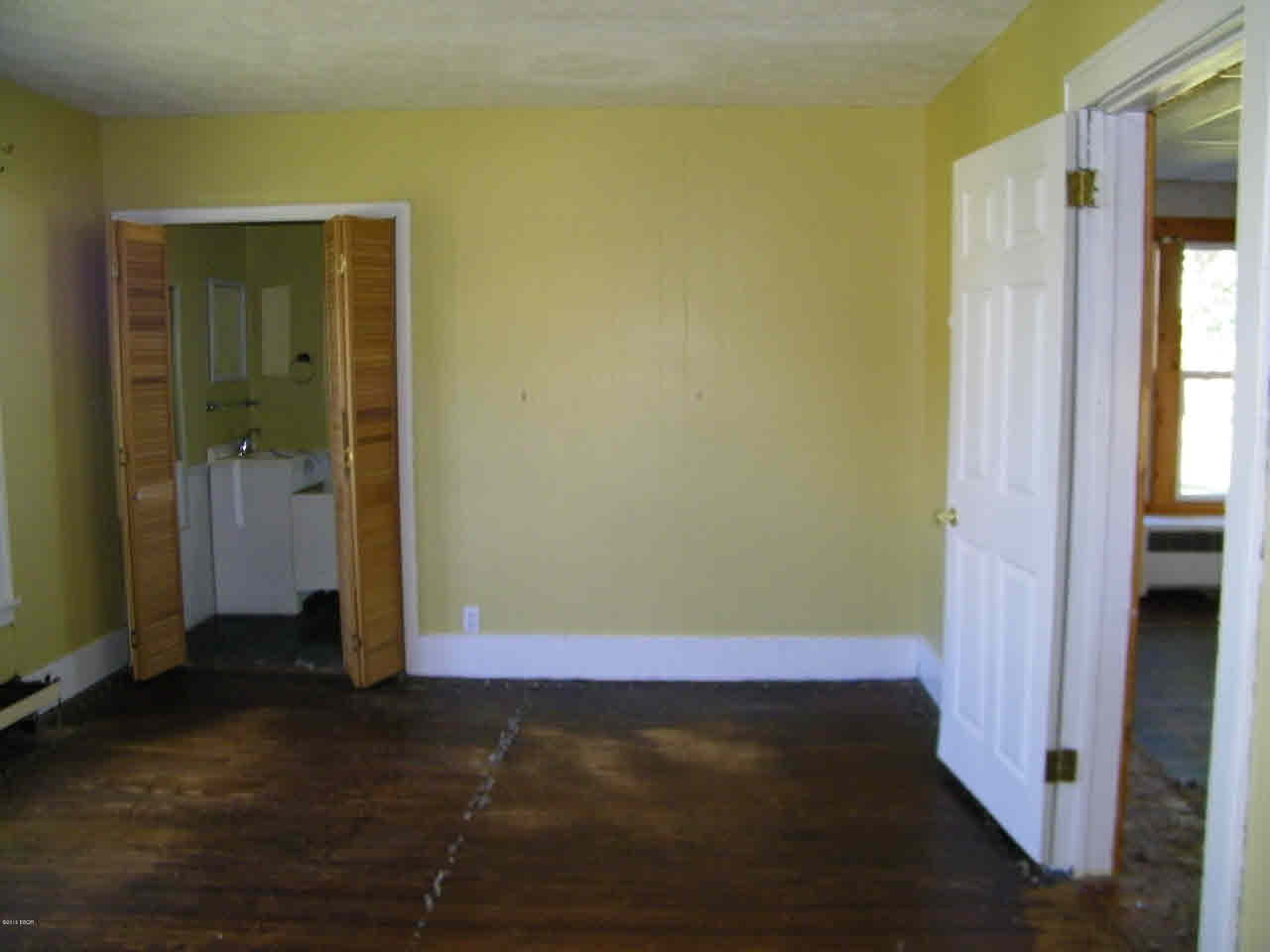 4545 North Hotze Road Salem, IL 62881 - Photo 5 of 9