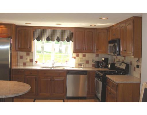 3 Simon Hill Road Norwell, MA 02061 - Photo 8 of 22 Gallery Image 8