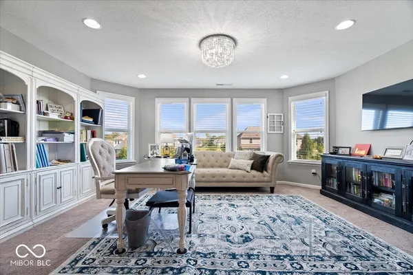 $825,000 | 15628 Provincial Lane, Fortville, IN 46040