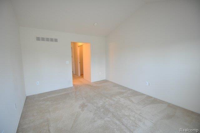 968 Churchill Circle, Unit 12 Rochester, MI 48307 - Photo 18 of 25 Master Bedroom