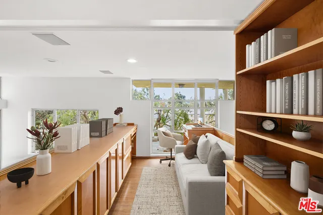 $7,995 | 1011 Pacific Street, Unit 1, Santa Monica, CA 90405