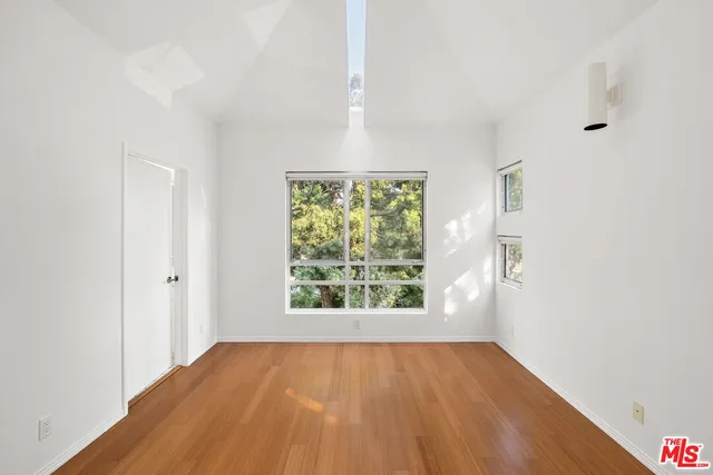 $7,995 | 1011 Pacific Street, Unit 1, Santa Monica, CA 90405