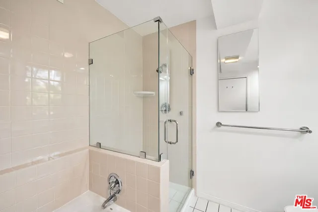 $7,995 | 1011 Pacific Street, Unit 1, Santa Monica, CA 90405