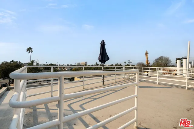 $7,995 | 1011 Pacific Street, Unit 1, Santa Monica, CA 90405