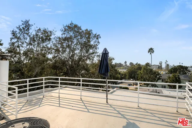 $7,995 | 1011 Pacific Street, Unit 1, Santa Monica, CA 90405