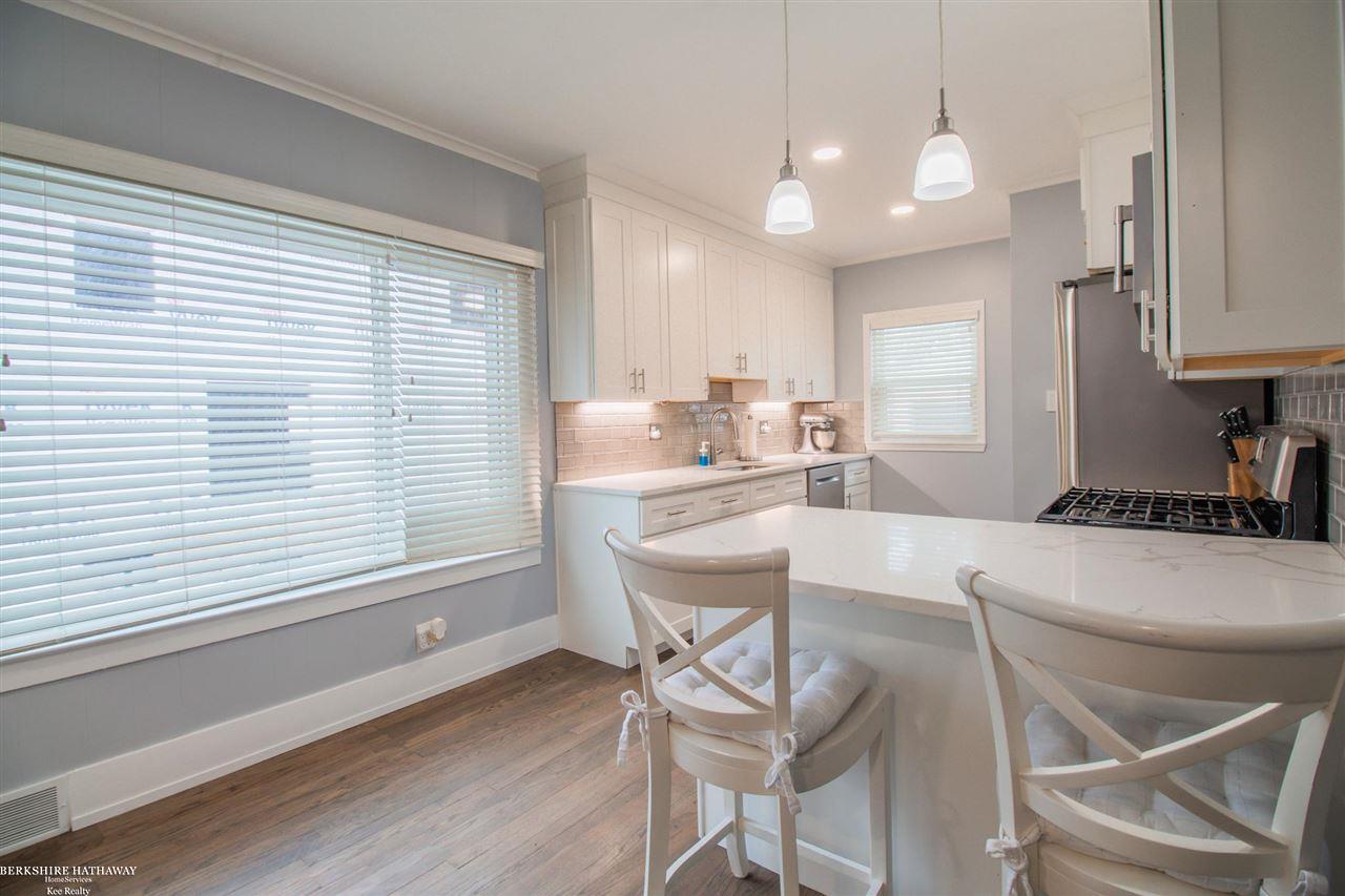 149 Woodside Road Royal Oak, MI 48073 - Photo 12 of 39 50065755-11.JPG