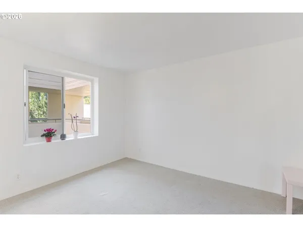 $389,900 | 6645 West Burnside Street, Unit 550, Portland, OR 97225