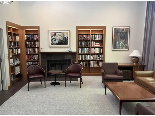 $389,900 | 6645 West Burnside Street, Unit 550, Portland, OR 97225