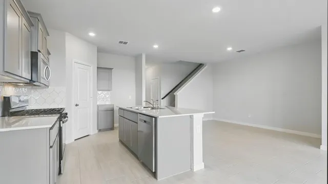 $345,555 | 112 Trinity Street, Grandview, TX 76050