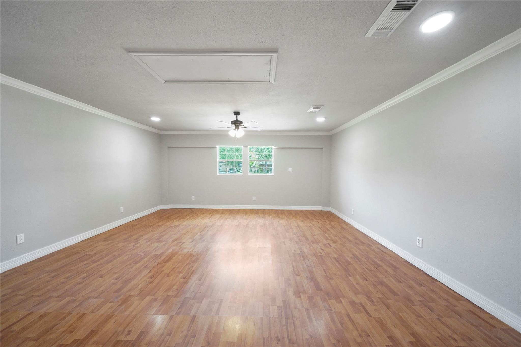 205 Bert Street Angleton, TX 77515 - Photo 11 of 29