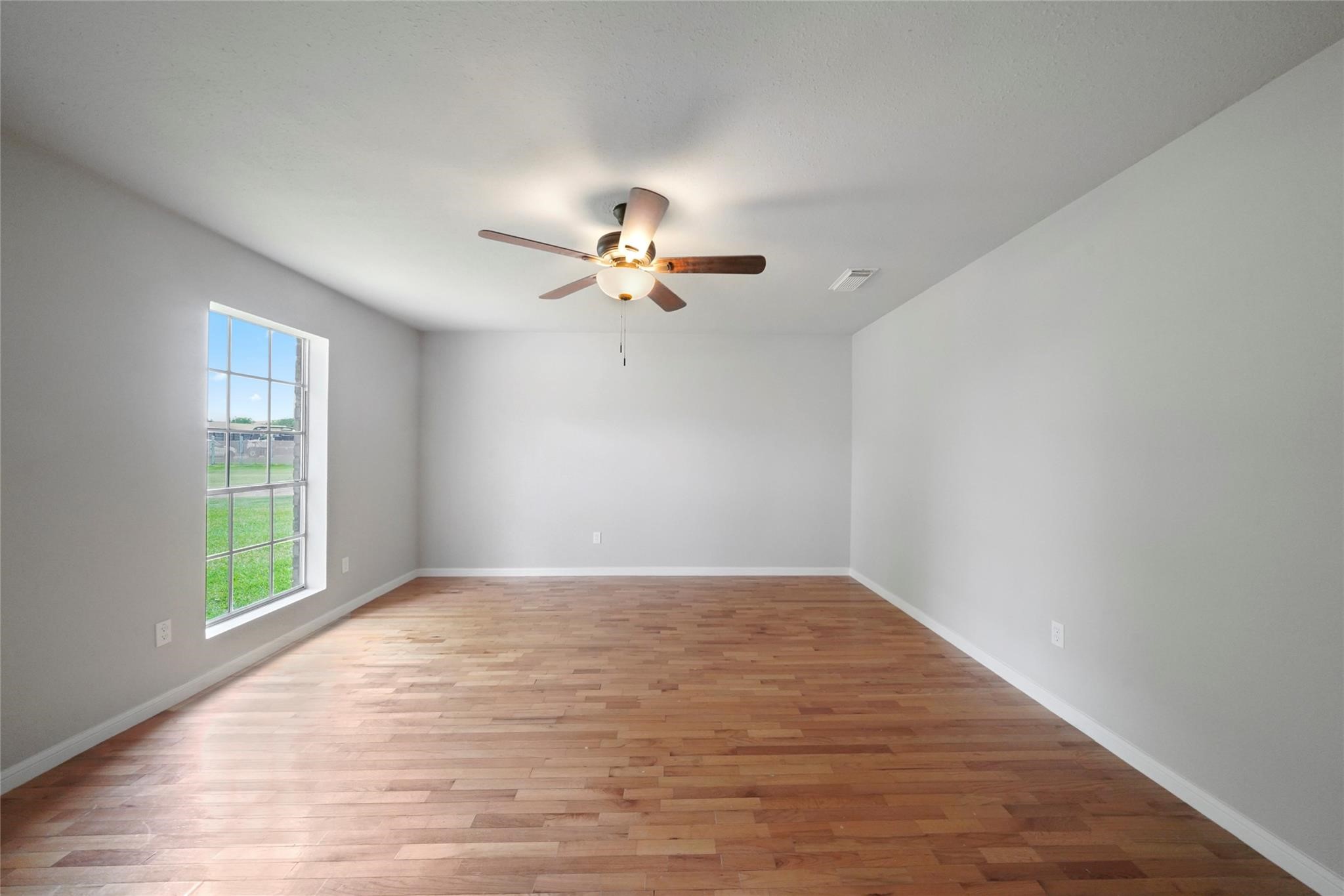 205 Bert Street Angleton, TX 77515 - Photo 15 of 29