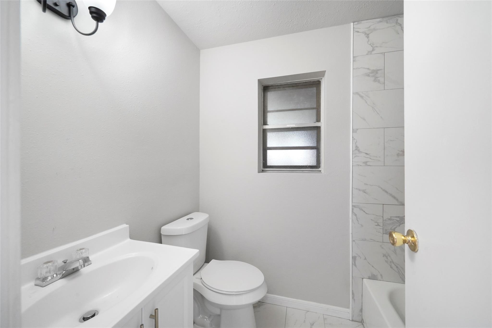 205 Bert Street Angleton, TX 77515 - Photo 23 of 29