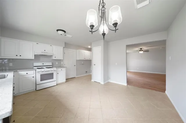 $214,900 | 205 Bert Street, Angleton, TX 77515