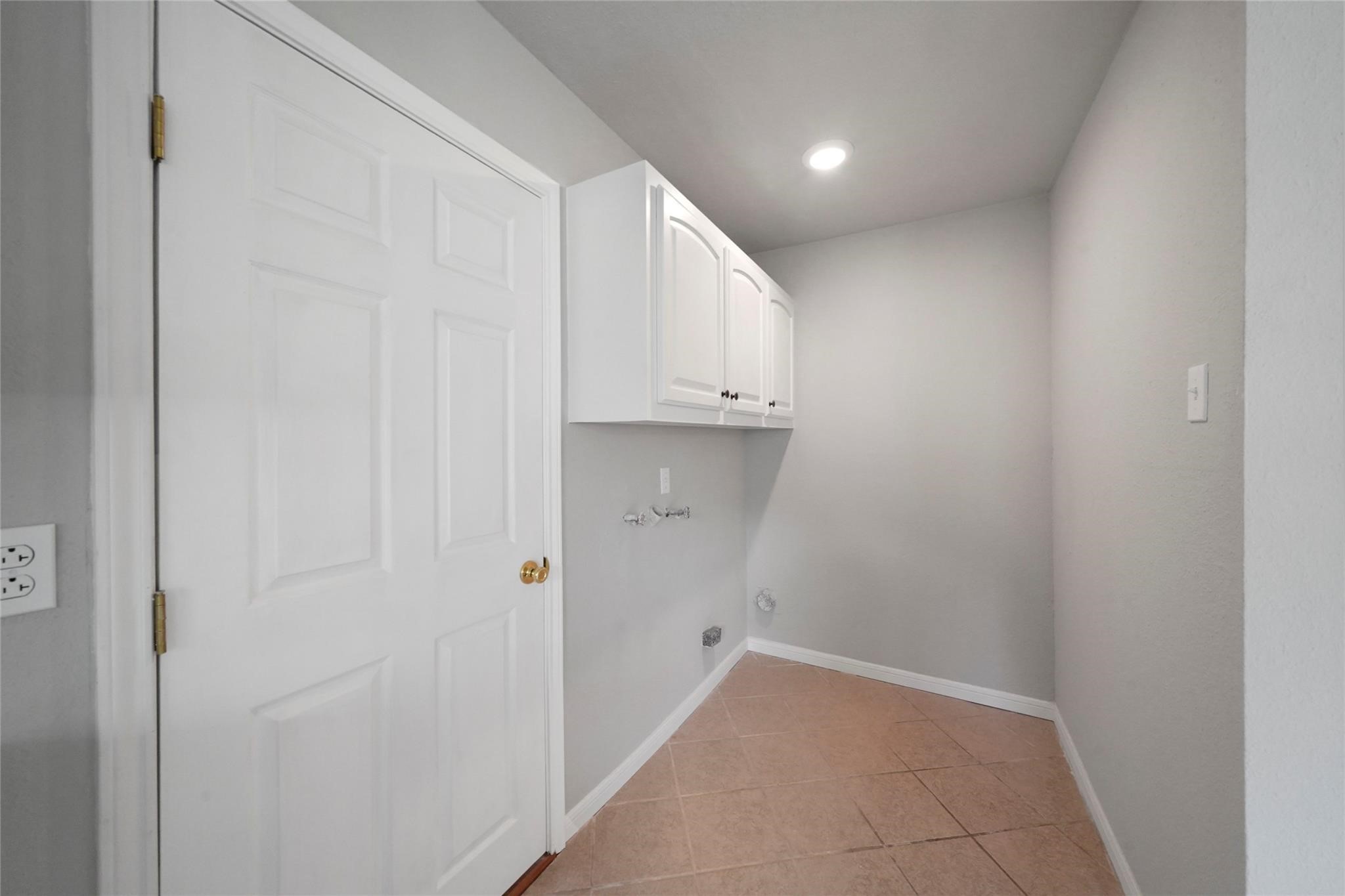 205 Bert Street Angleton, TX 77515 - Photo 10 of 29