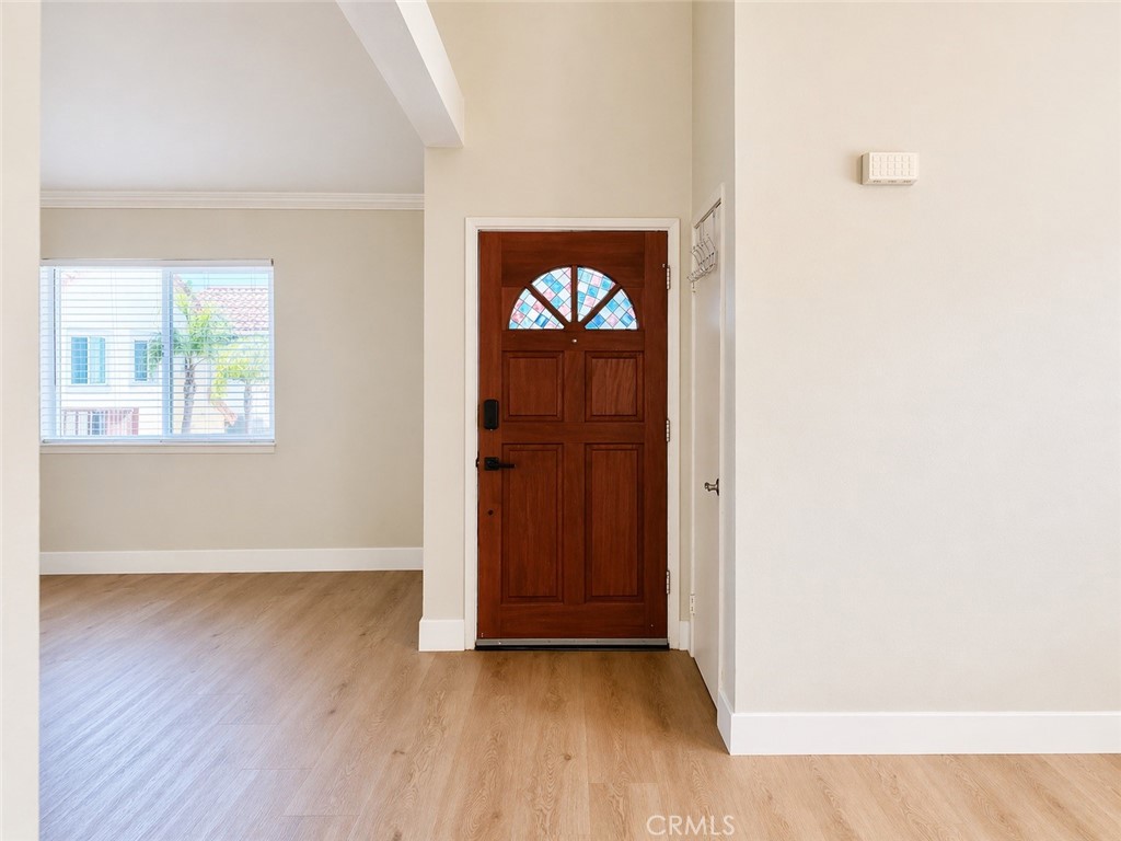 729 South Knott, Unit 231 Anaheim, CA 92804 - Photo 3 of 27
