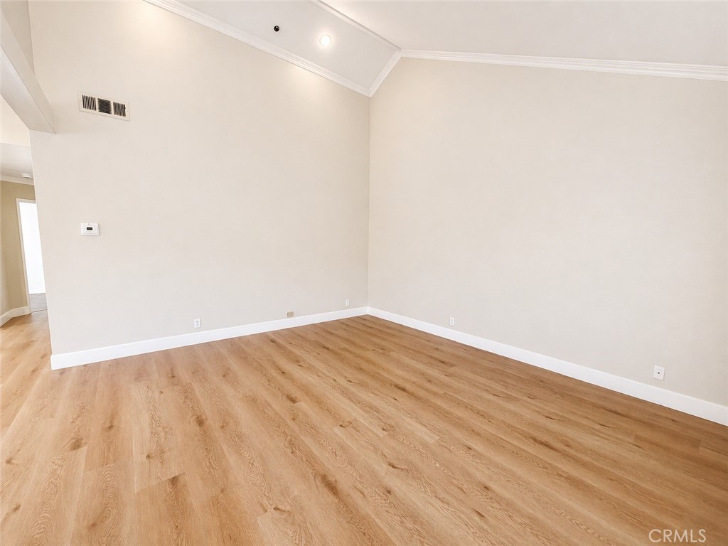 729 South Knott, Unit 231 Anaheim, CA 92804 - Photo 6 of 27