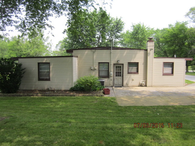 551 West Edgewood Road Lombard, IL 60148 - Photo 16 of 25
