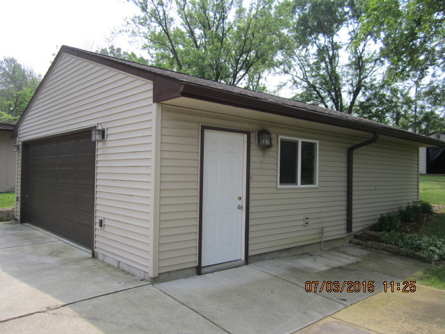 551 West Edgewood Road Lombard, IL 60148 - Photo 19 of 25