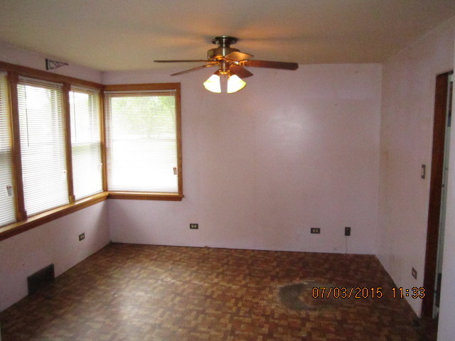 551 West Edgewood Road Lombard, IL 60148 - Photo 4 of 25