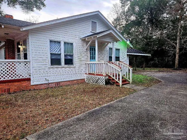 $1,800 | 115 Carolyn Way, Pensacola, FL 32505