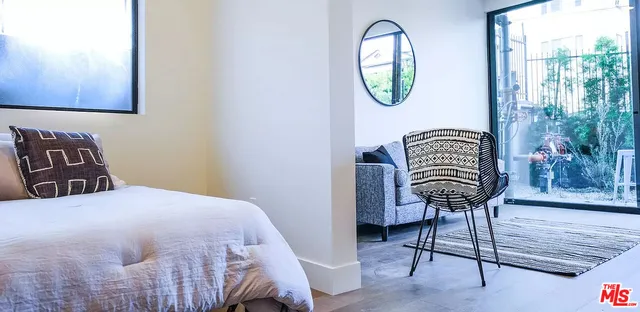 $1,995 | 321 North Bixel Street, Unit 2, Los Angeles, CA 90026