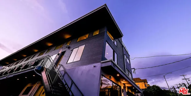 $1,995 | 321 North Bixel Street, Unit 2, Los Angeles, CA 90026