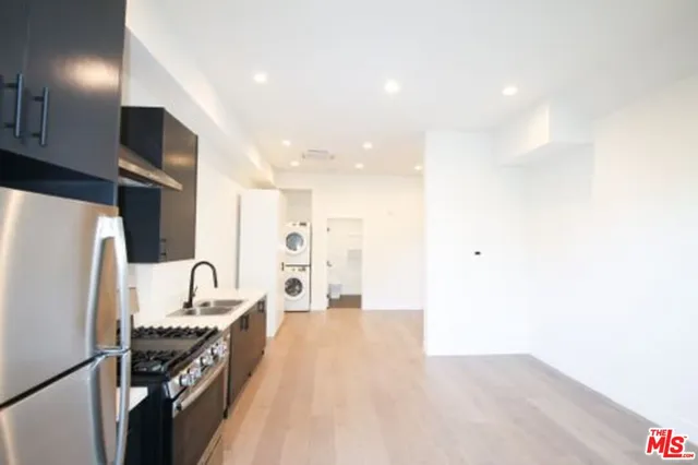 $1,995 | 321 North Bixel Street, Unit 2, Los Angeles, CA 90026