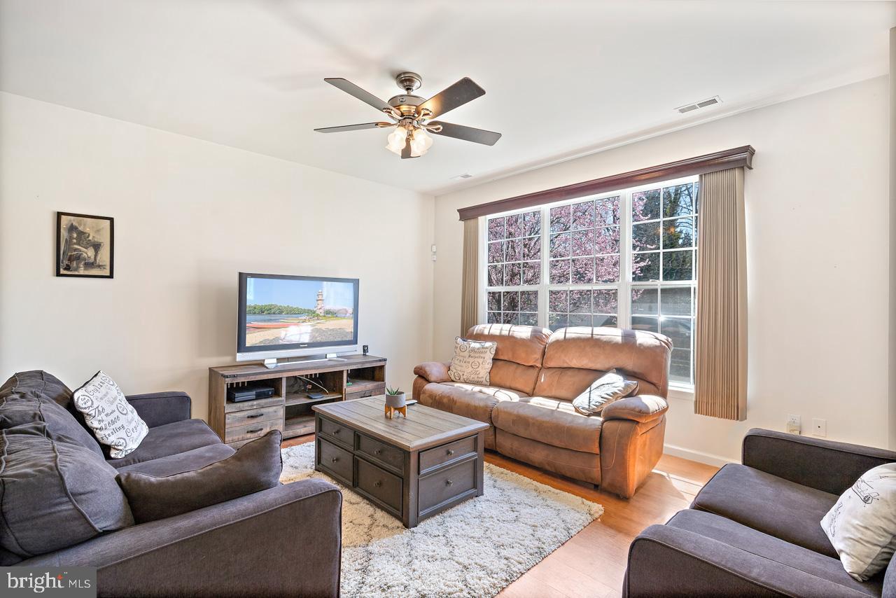 345 North Shore Road Absecon, NJ 08201 - Photo 5 of 40 Gallery Image 5
