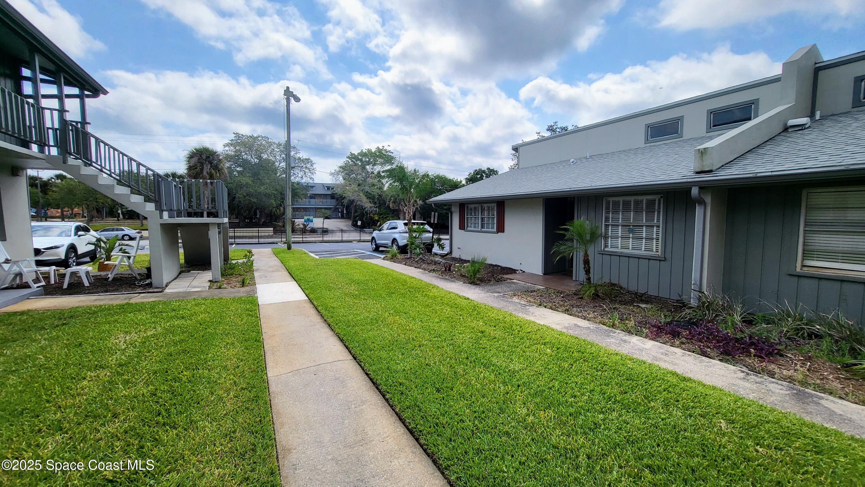 2016 Grant Place, Unit 101 Melbourne, FL 32901 - Photo 17 of 19 20240421_111345