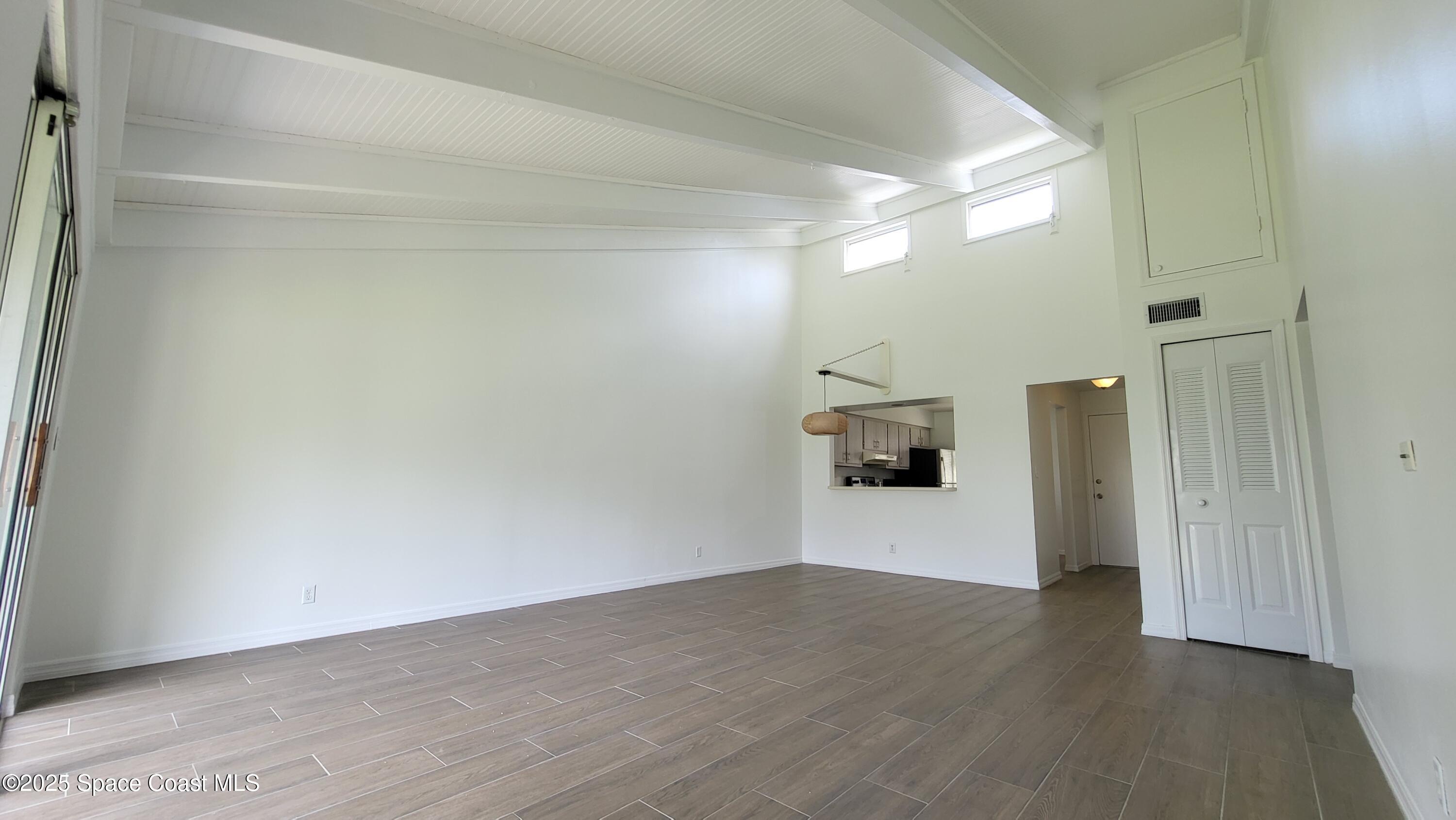 2016 Grant Place, Unit 101 Melbourne, FL 32901 - Photo 6 of 19 20240421_112207