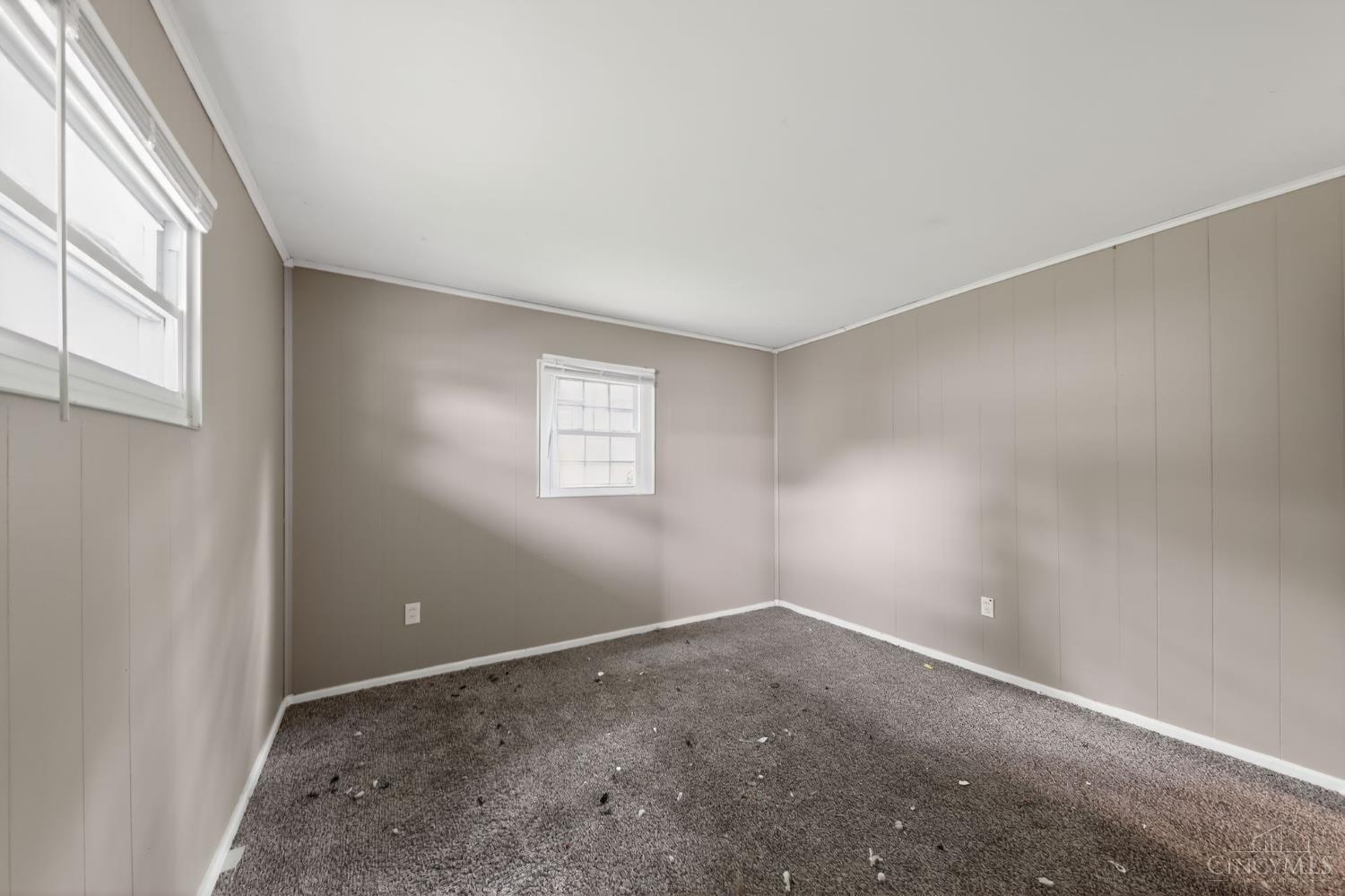 2584 Wenning Road Cincinnati, OH 45231 - Photo 11 of 31