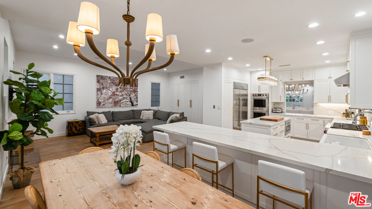 131 Roma Court Marina del Rey, CA 90292 - Photo 17 of 60