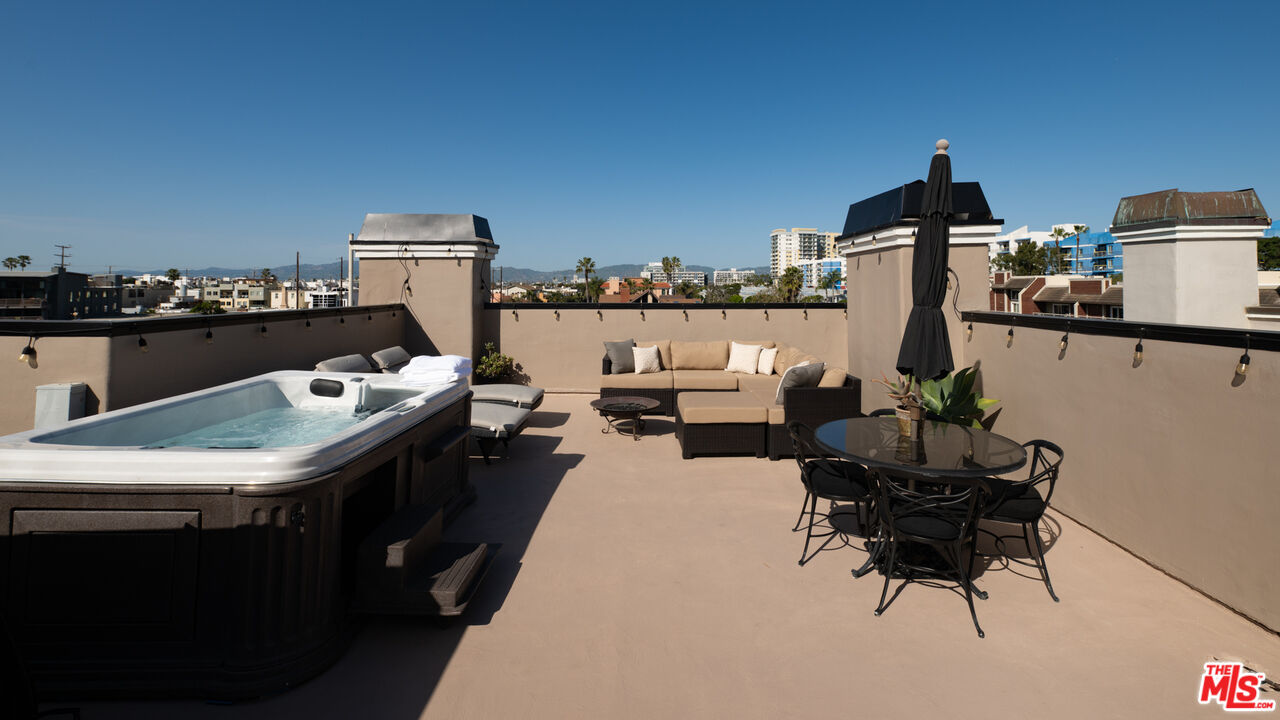 131 Roma Court Marina del Rey, CA 90292 - Photo 38 of 60