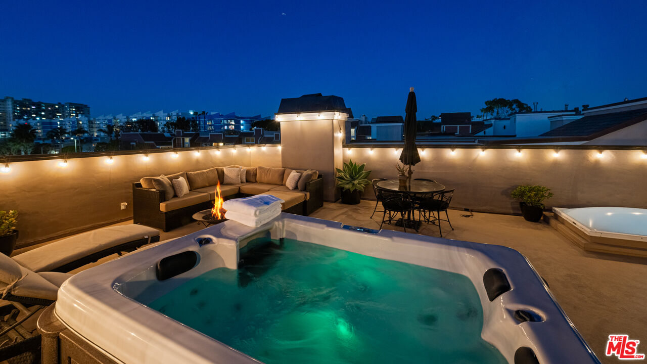 131 Roma Court Marina del Rey, CA 90292 - Photo 42 of 60