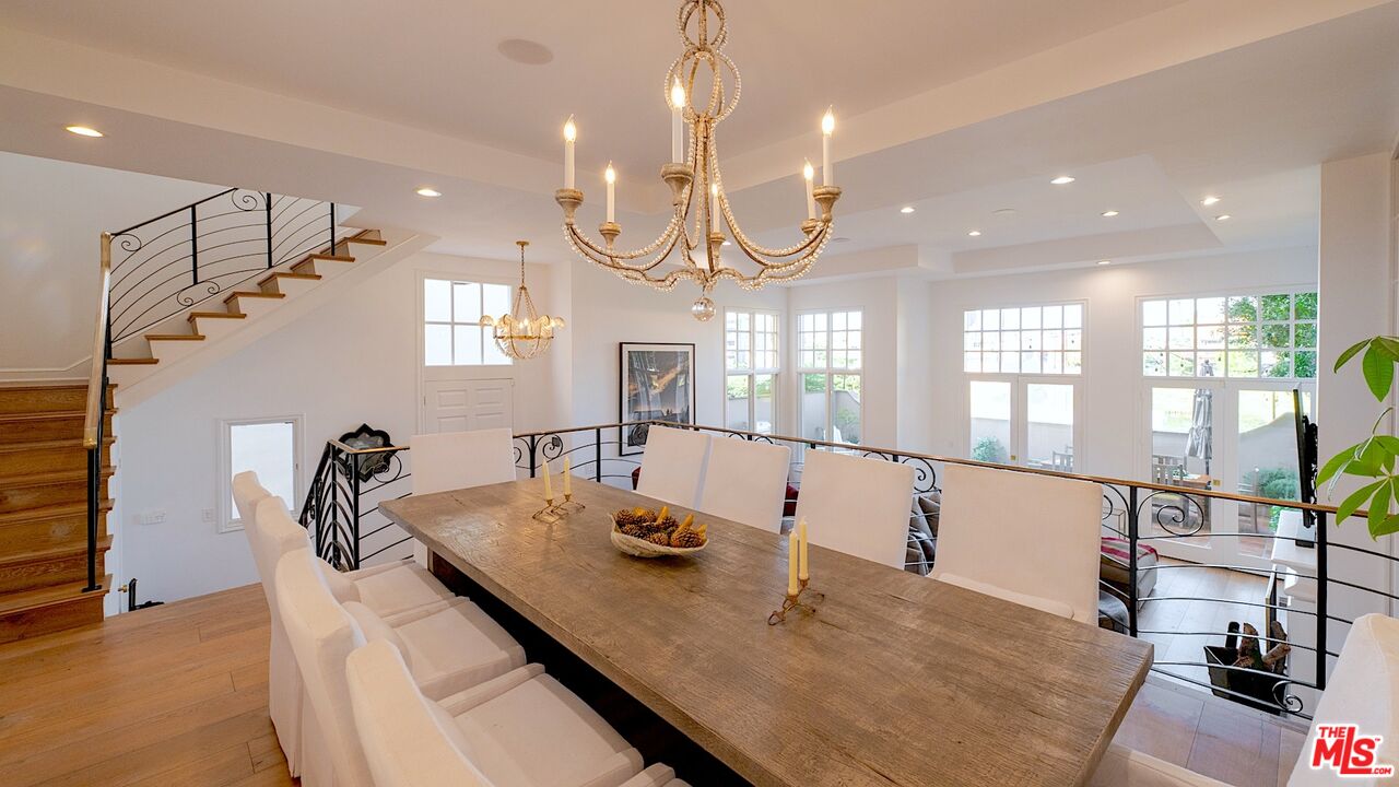 131 Roma Court Marina del Rey, CA 90292 - Photo 9 of 60