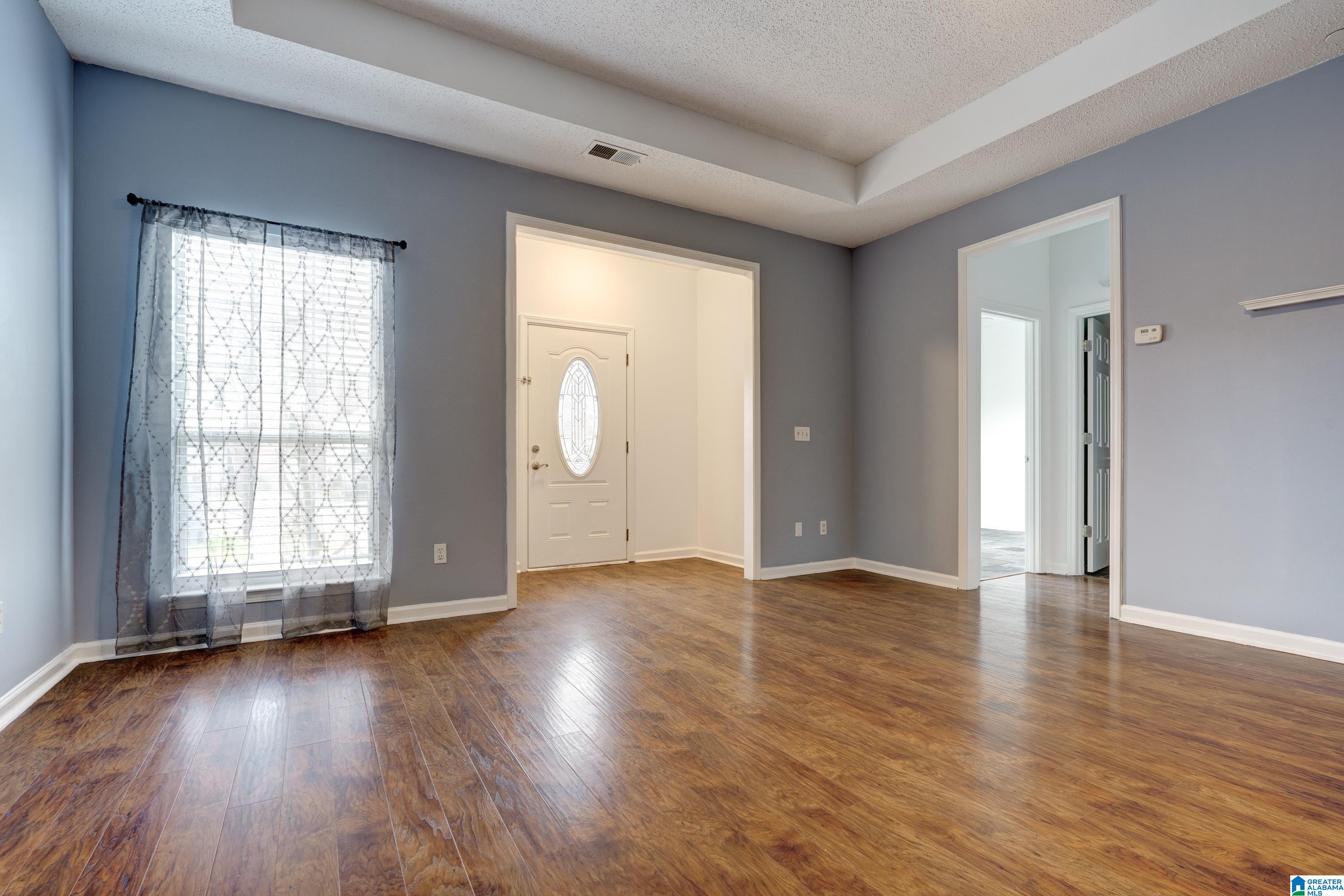 726 3rd Street Northeast Alabaster, AL 35007 - Photo 4 of 22