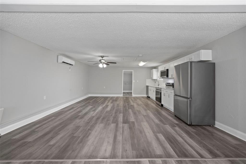 5045 Green Key Road New Port Richey, FL 34652 - Photo 14 of 32 a view of a kitchen with electric appliances