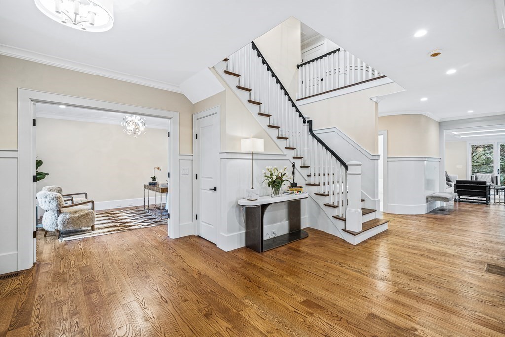 700 Chestnut Street Needham, MA 02492 - Photo 6 of 34