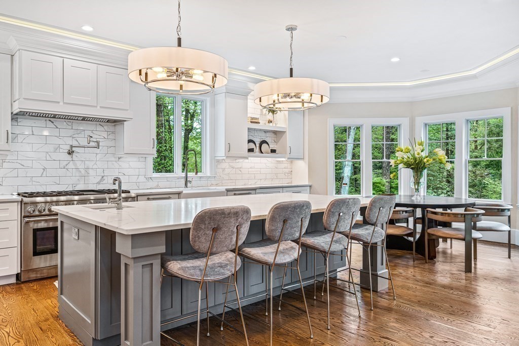 700 Chestnut Street Needham, MA 02492 - Photo 10 of 34