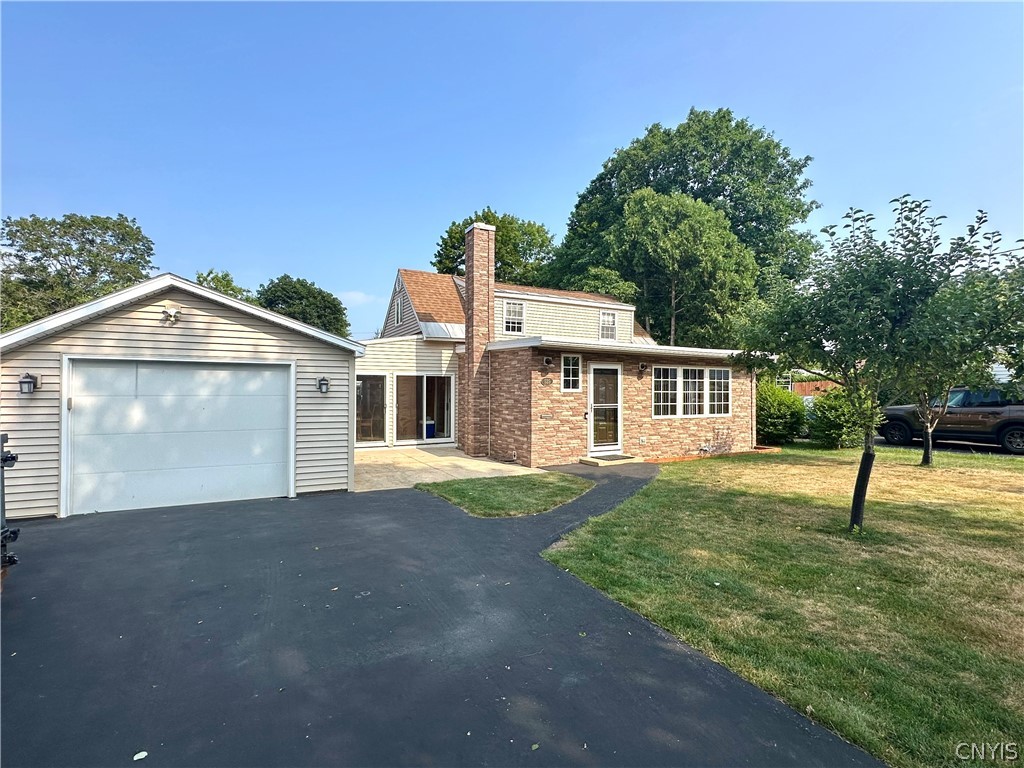 525 Utica Road Utica, NY 13502 - Photo 5 of 48 Gallery Image 5