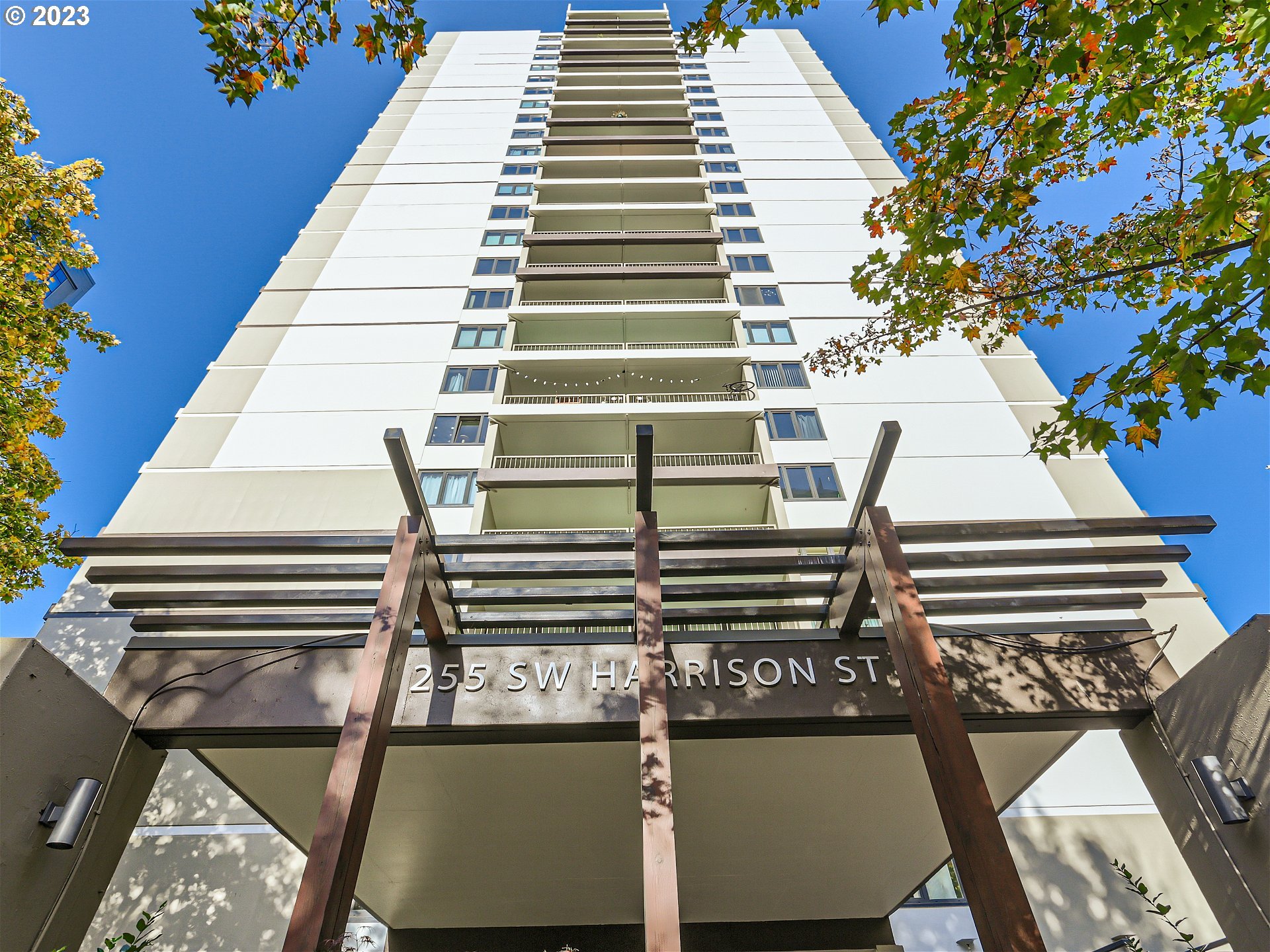 255 Southwest Harrison Street, Unit 8G Portland, OR 97201 - Photo 2 of 25 Exterior