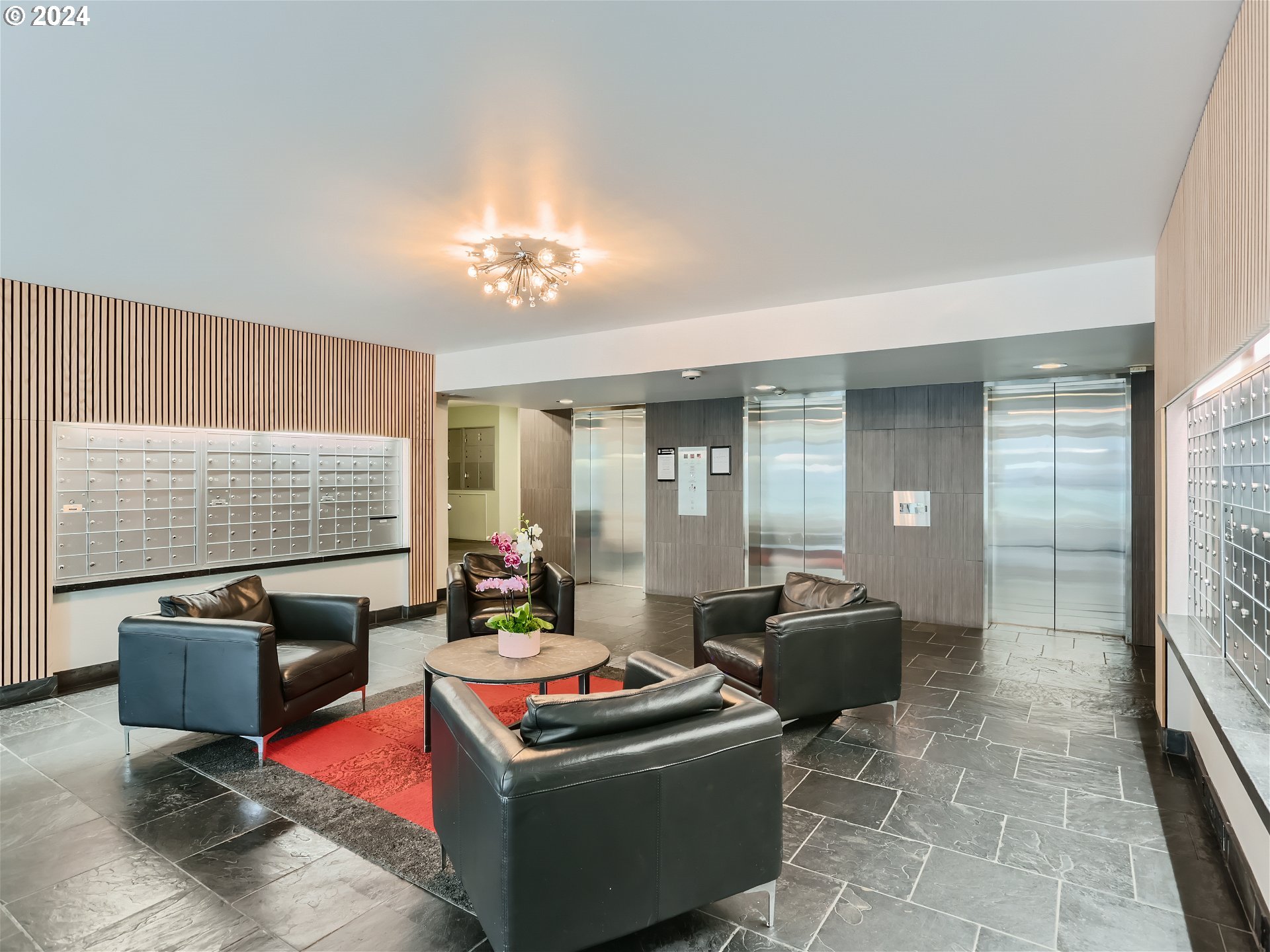 255 Southwest Harrison Street, Unit 8G Portland, OR 97201 - Photo 4 of 25 Lobby