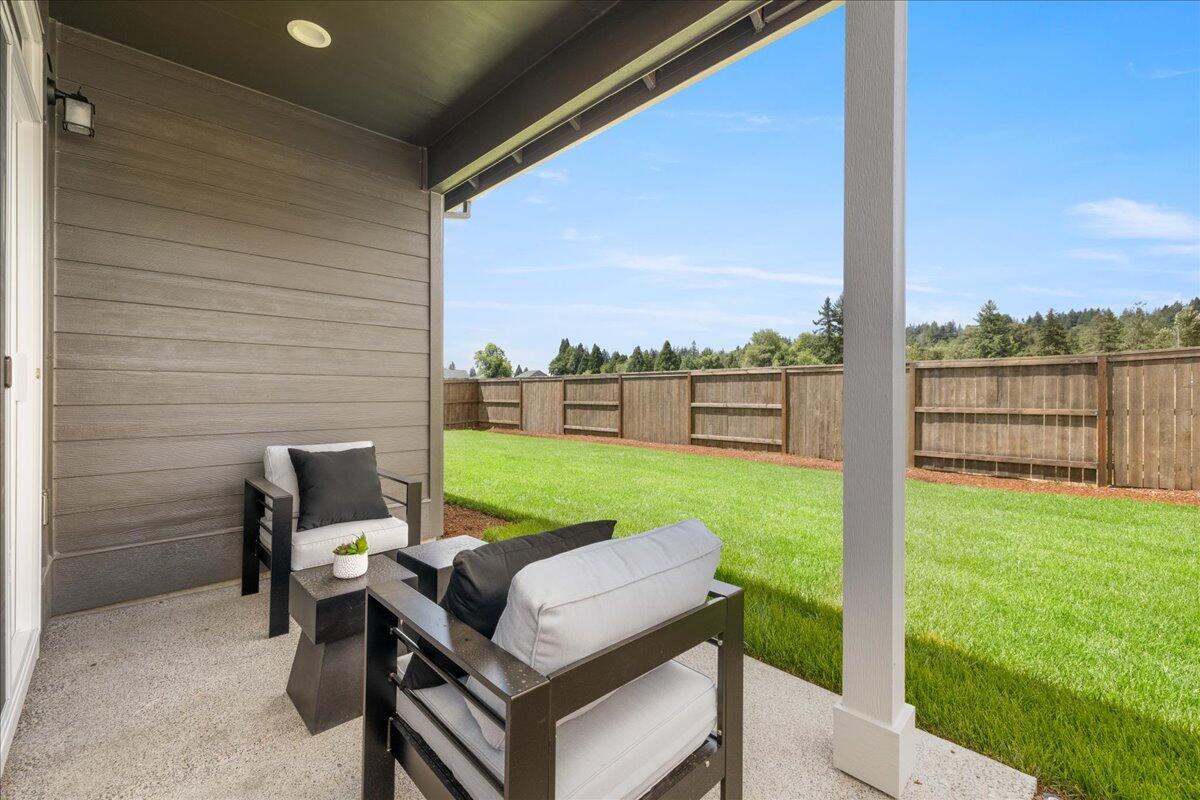 28-11683 SE Bridal Veil Falls Pl-28
