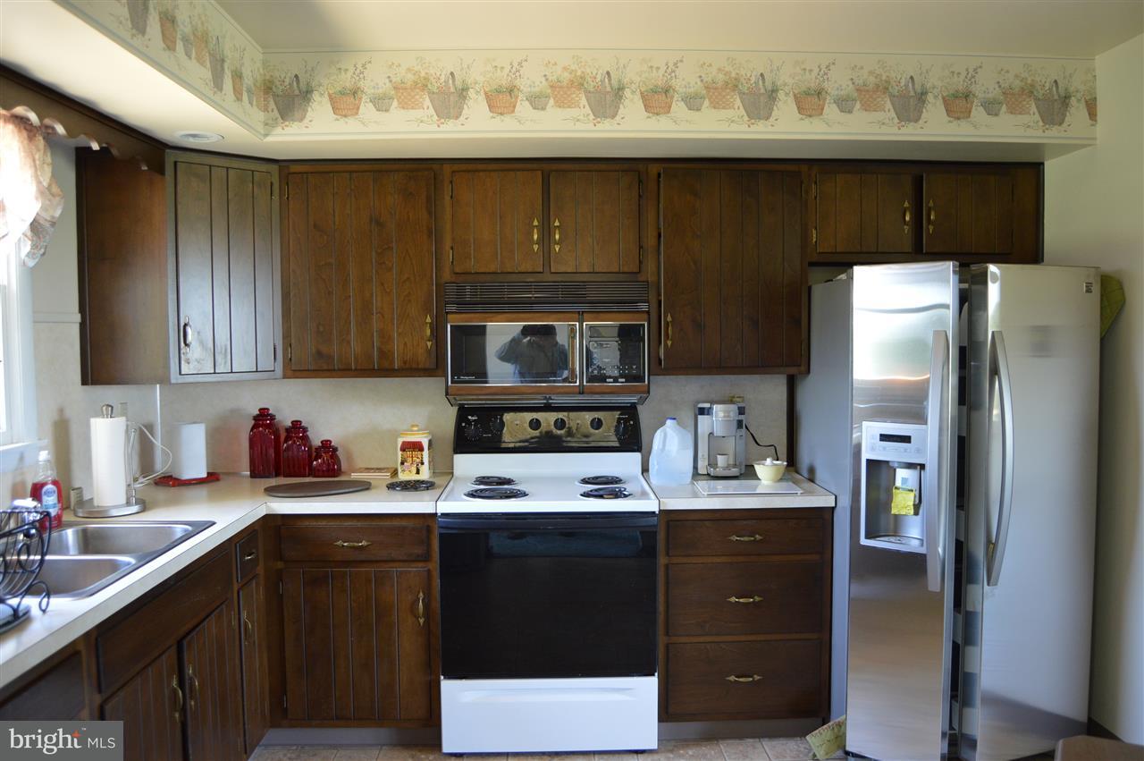 5210 Church Road Felton, PA 17322 - Photo 3 of 32