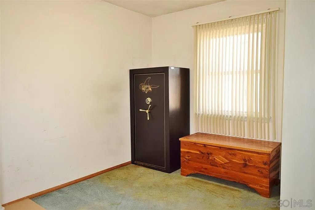 1852 Lilac Road Ramona, CA 92065 - Photo 10 of 25 a room with window and closet