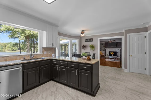 $649,900 | 6992 Riverpoint Road, Elm City, NC 27822