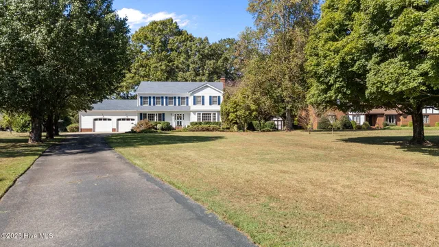 $649,900 | 6992 Riverpoint Road, Elm City, NC 27822